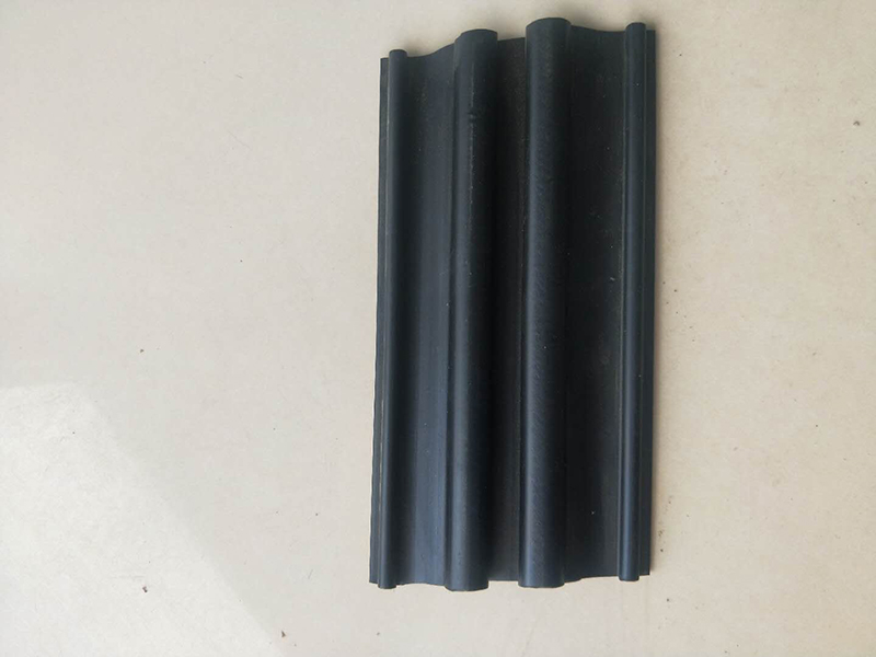 ����-���